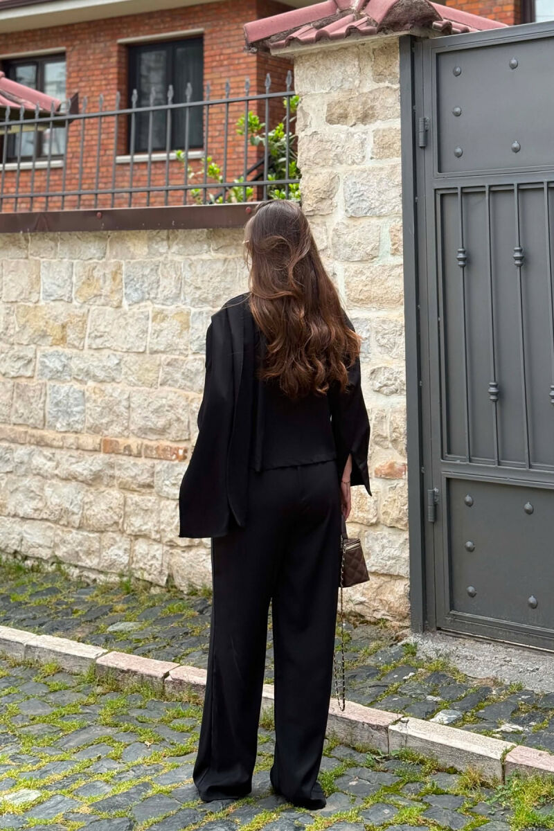 SET NJE NGJYRESH KEMISHE + PANTALLONA PER FEMRA NE NGJYRE TE ZEZE - 5