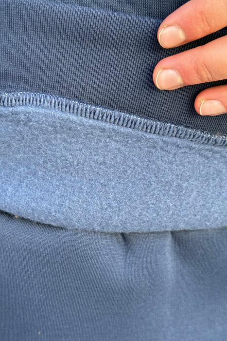 SET NJË NGJYRËSH ME PUSH BLUZË+TUTA PËR MESHKUJ NË NGJYRË BLU - 3