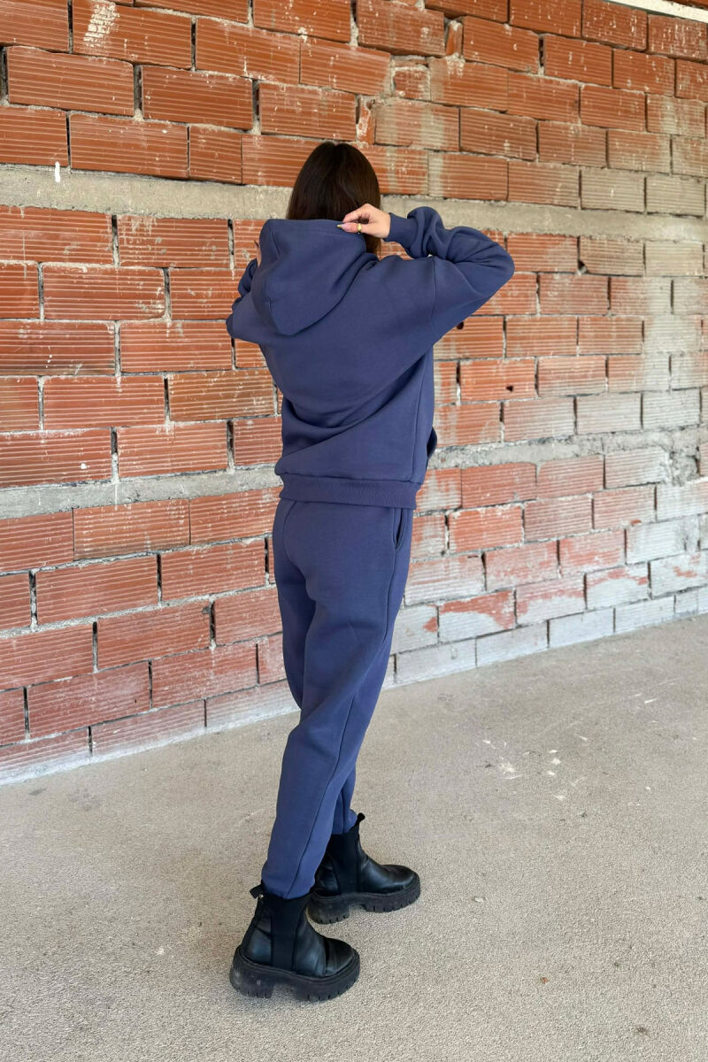 SET NJE NGJYRESH ME PUSH HOODIE+TUTA PER FEMRA NE NGJYRE BLU MARINE - 2