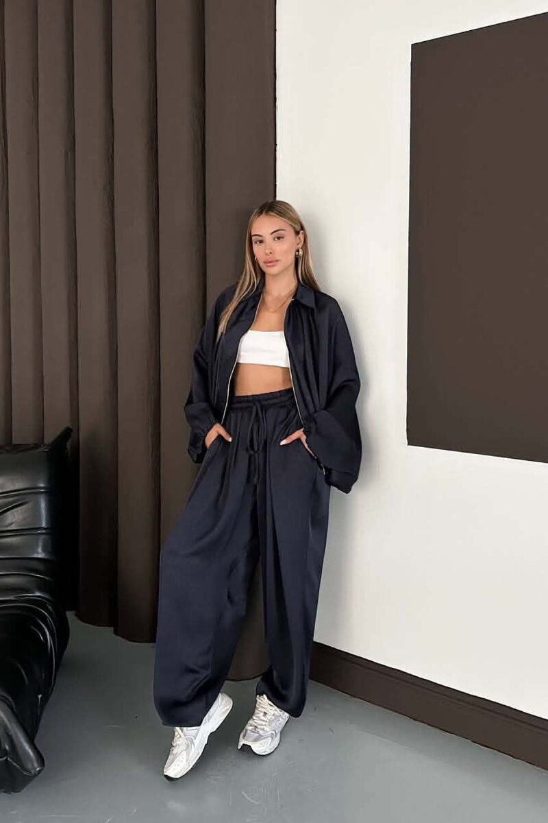 SET NJE NGJYRESH ME SHKELQIM XHAKETE + PANTALONA TE GJERA PER FEMRA NE NGJYRE BLU - 8