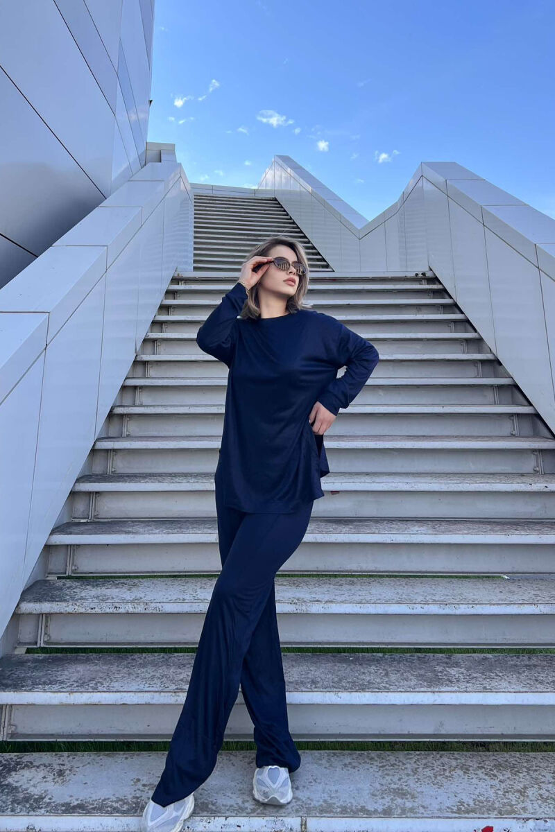 SET NJË NGJYRËSH BLUZË+TUTA PËR FEMRA NË NGJYRËN BLU - 2