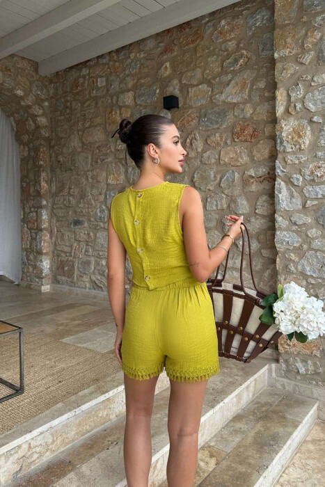 SET NJË NGJYRËSH KANATIERE+PANTALLONA TË SHKURTRA PËR FEMRA NË NGJYRË JESHILE E ZBARDHUR - 3