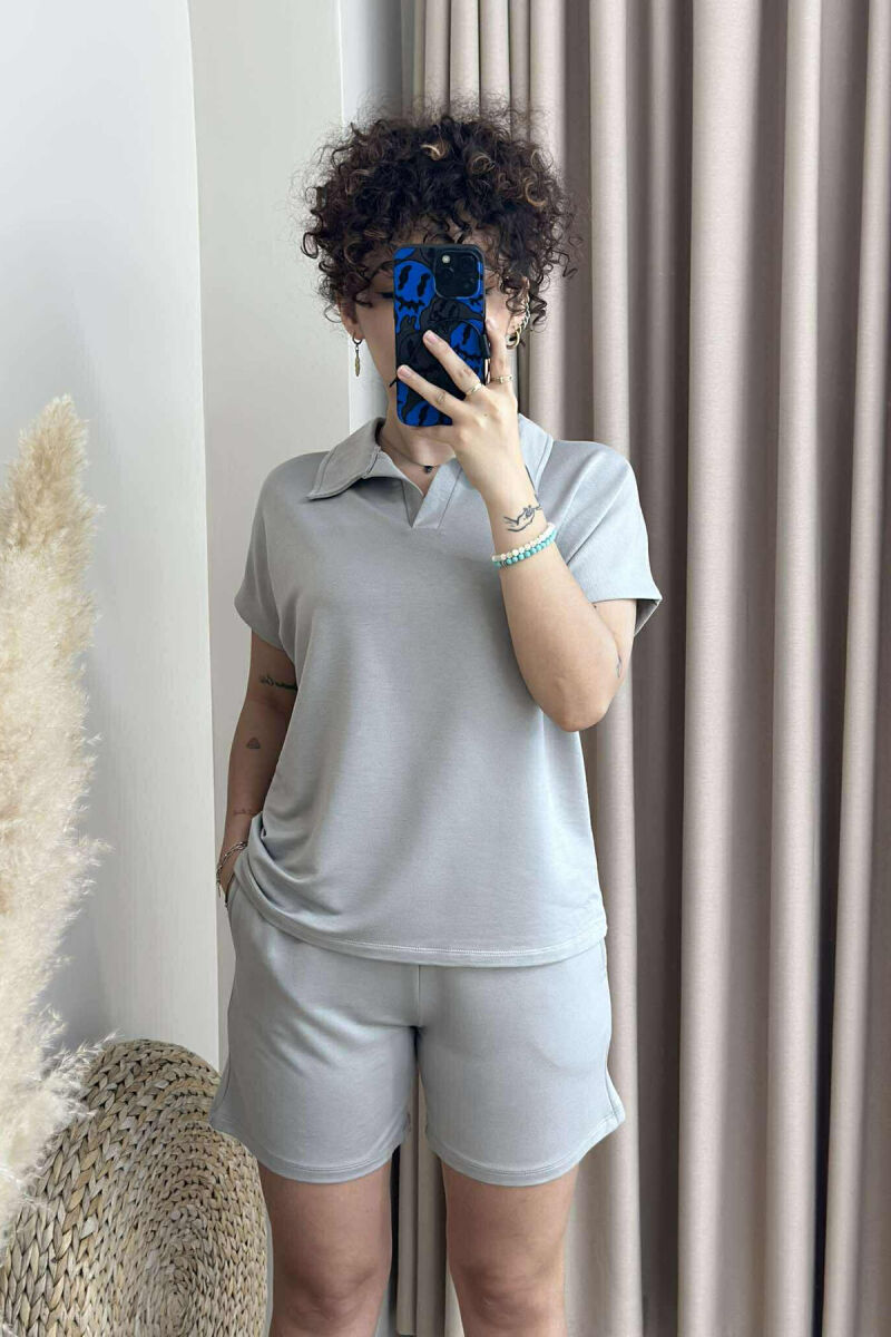 SET NJË NGJYRËSH T-SHIRT+PANTALLONA TË SHKURTRA PËR FEMRA NË NGJYRËN GRI E ZBARDHUR - 1
