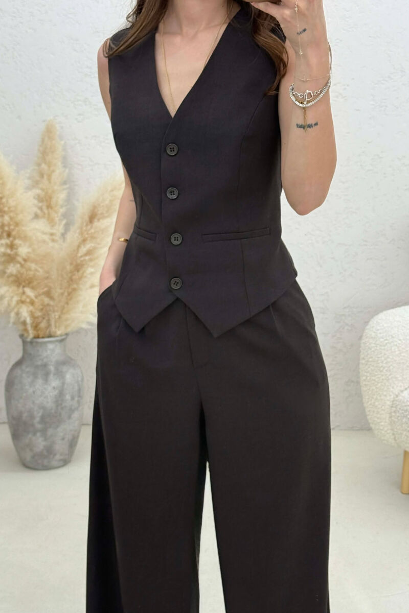 SET NJË NGJYRËSH PËR FEMRA NË NGJYRE KAFE TE ERRET - 3