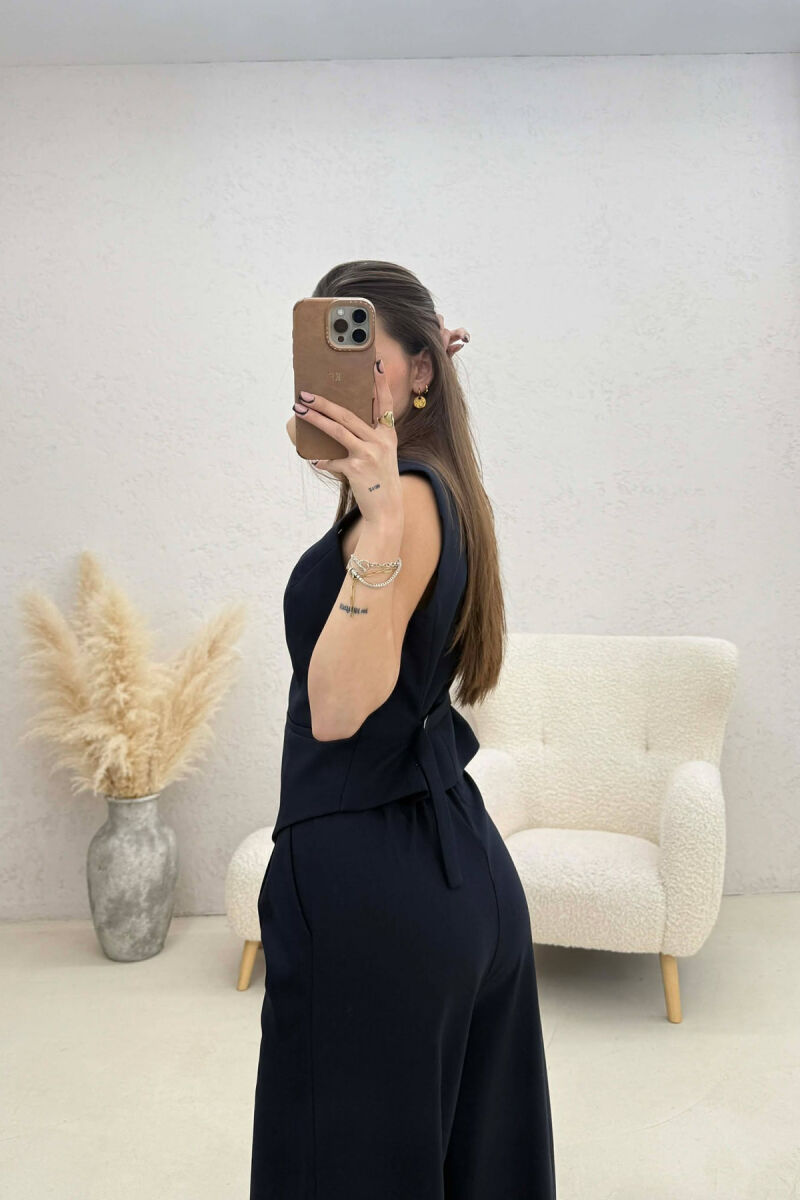 SET NJË NGJYRËSH PËR FEMRA NË NGJYRËN BLU - 2