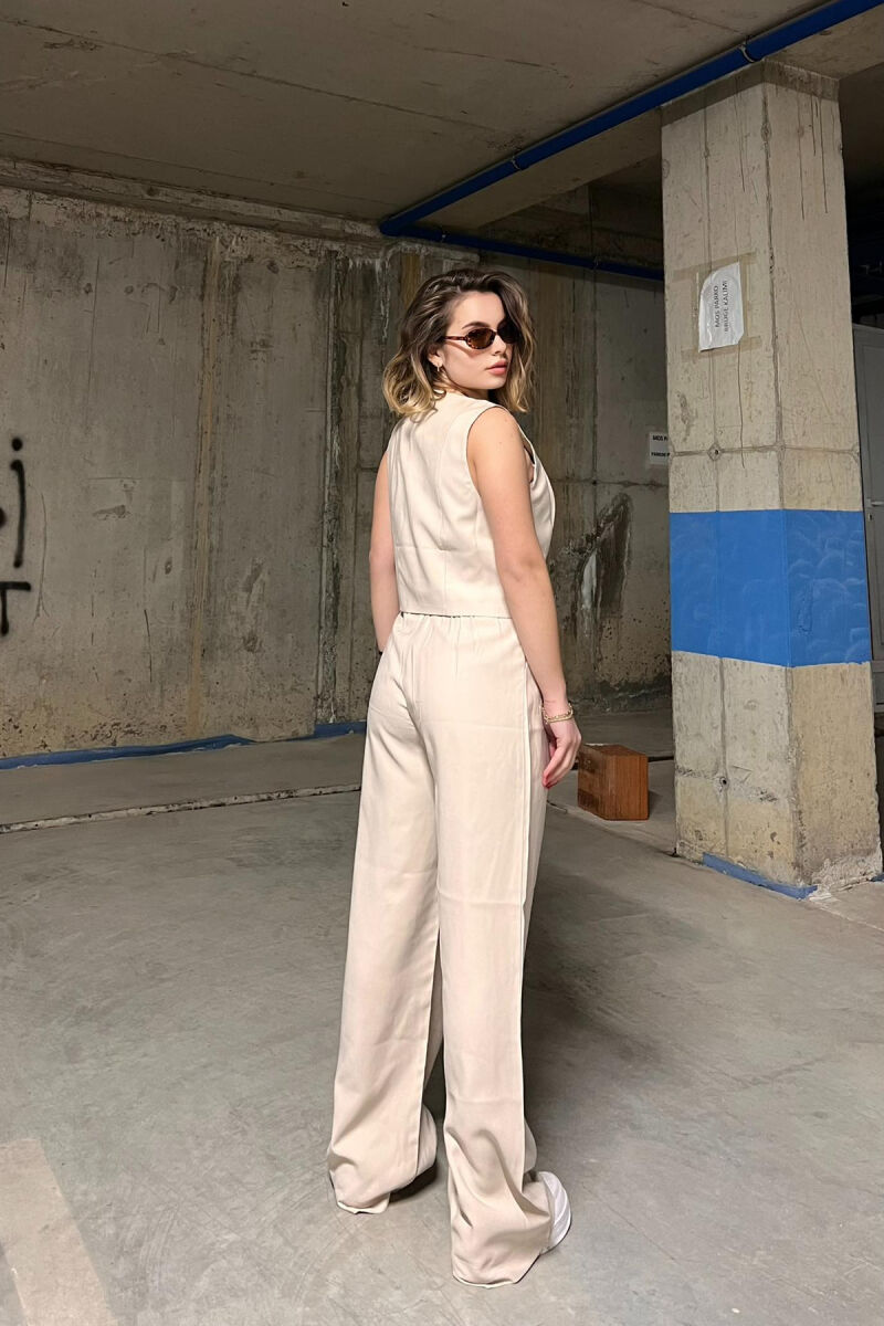 SET NJË NGJYRËSH PËR FEMRA NË NGJYRËN KREM - 4