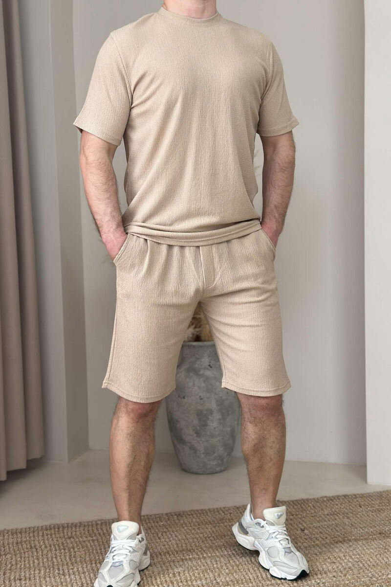 SET NJË NGJYRËSH T-SHIRT+TUTA TË SHKURTRA PËR MESHKUJ NË NGJYRËN BEZHË - 1