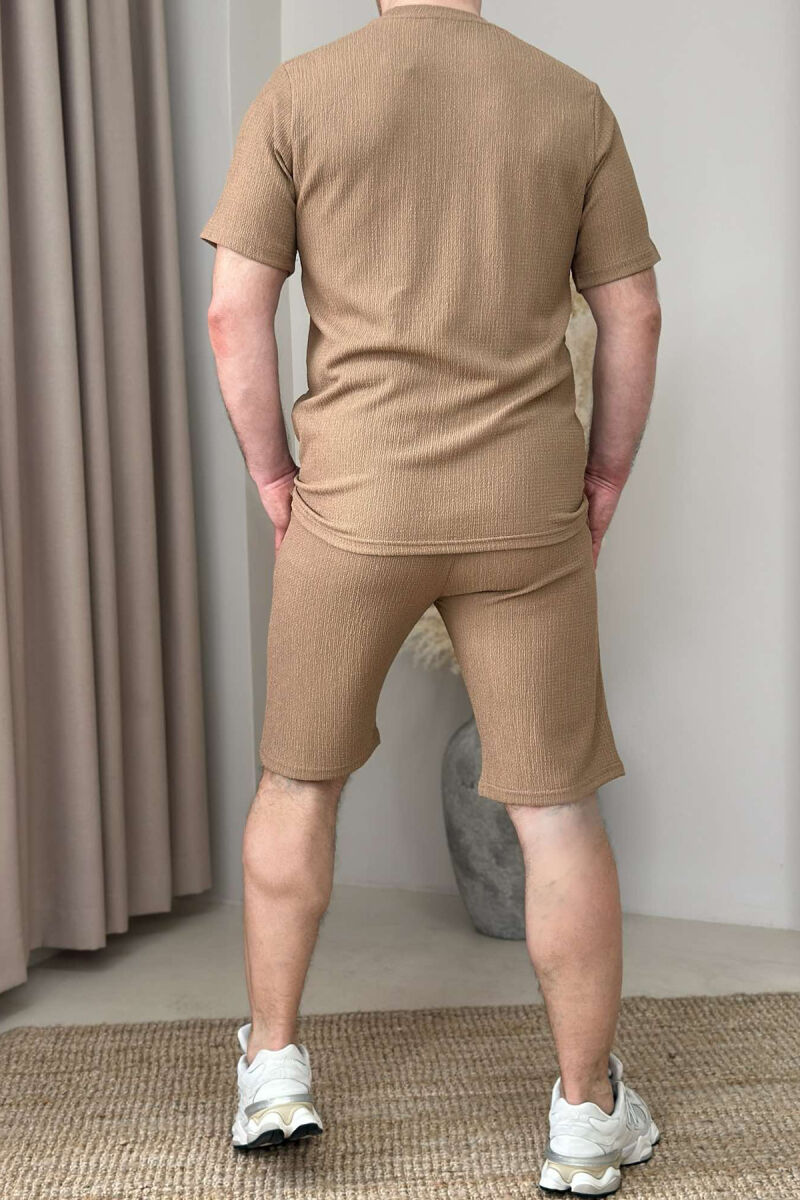 SET NJË NGJYRËSH T-SHIRT+TUTA TË SHKURTRA PËR MESHKUJ NË NGJYRËN KAFE E ZBARDHUR - 3