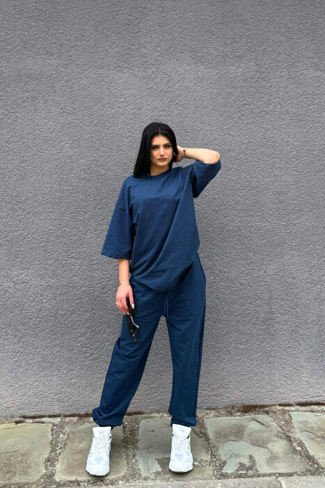 SET NJE NGJYRESH T-SHIRT I THJESHTE + TUTA PER FEMRA NE NGJYRE BLU TE ERRET - 1