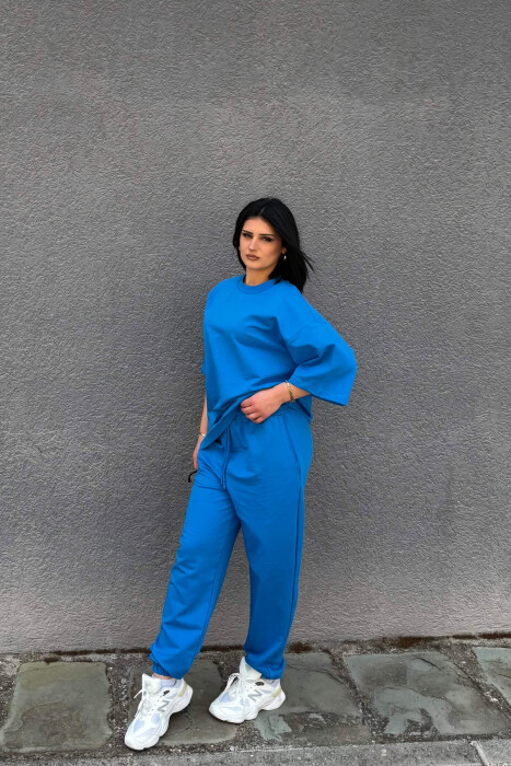 SET NJE NGJYRESH T-SHIRT I THJESHTE + TUTA PER FEMRA NE NGJYRE BLU TE ZBARDHUR - 4