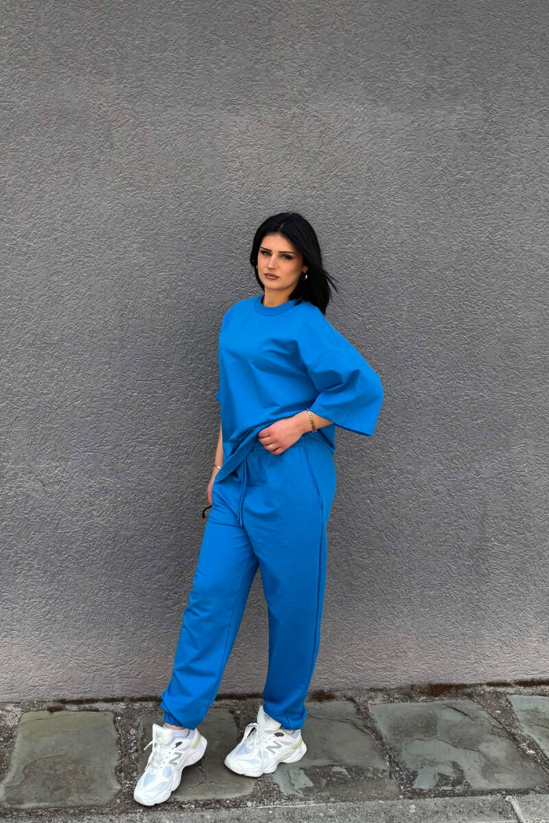 SET NJE NGJYRESH T-SHIRT I THJESHTE + TUTA PER FEMRA NE NGJYRE BLU TE ZBARDHUR - 4