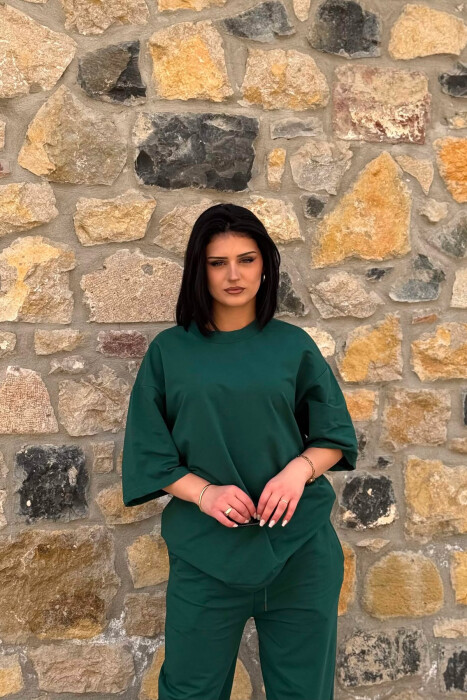 SET NJE NGJYRESH T-SHIRT I THJESHTE + TUTA PER FEMRA NE NGJYRE JESHILE - 3
