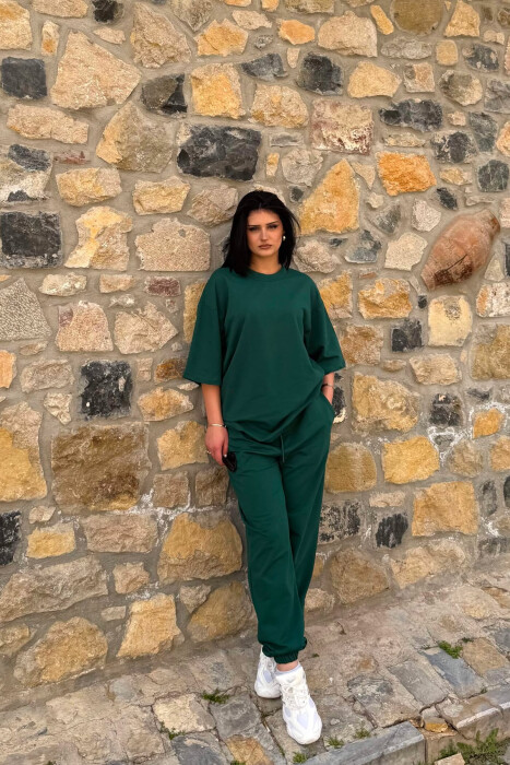 SET NJE NGJYRESH T-SHIRT I THJESHTE + TUTA PER FEMRA NE NGJYRE JESHILE - 4