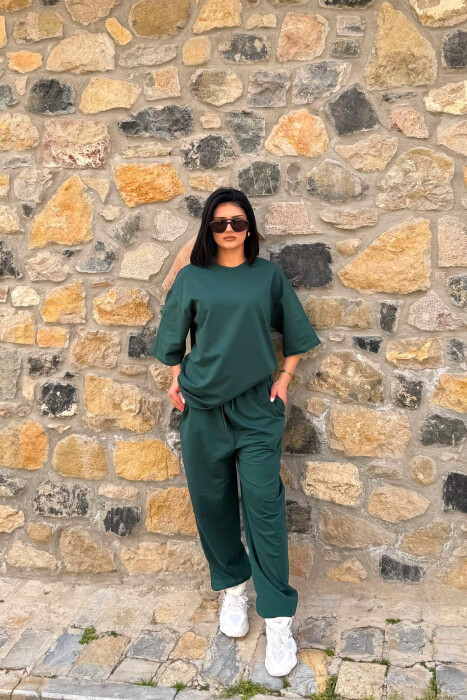 SET NJE NGJYRESH T-SHIRT I THJESHTE + TUTA PER FEMRA NE NGJYRE JESHILE TE ERRET - 4
