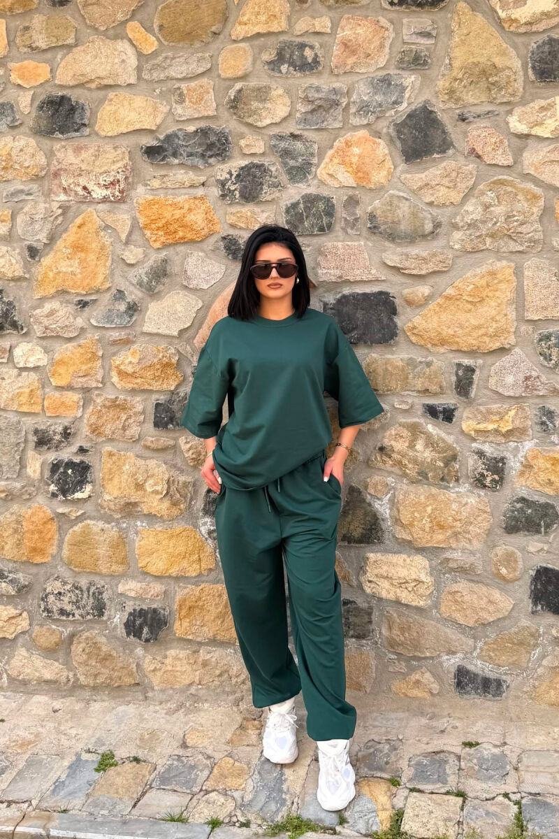 SET NJE NGJYRESH T-SHIRT I THJESHTE + TUTA PER FEMRA NE NGJYRE JESHILE TE ERRET - 4