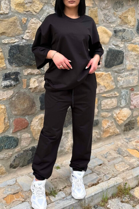 SET NJE NGJYRESH T-SHIRT I THJESHTE + TUTA PER FEMRA NE NGJYRE TE ZEZE - TE ZEZE - 2