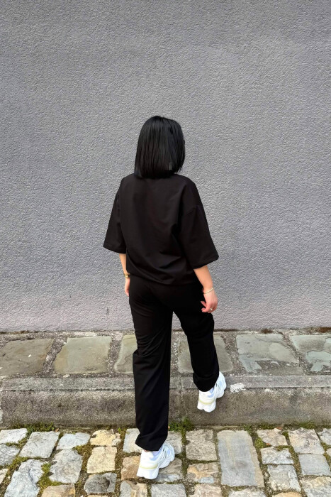 SET NJE NGJYRESH T-SHIRT I THJESHTE + TUTA PER FEMRA NE NGJYRE TE ZEZE - 2