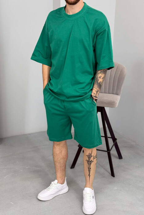 SET NJE NGJYRESH T-SHIRT I THJESHTE + TUTA PER MESHKUJ NE NGJYRE JESHILE - 2