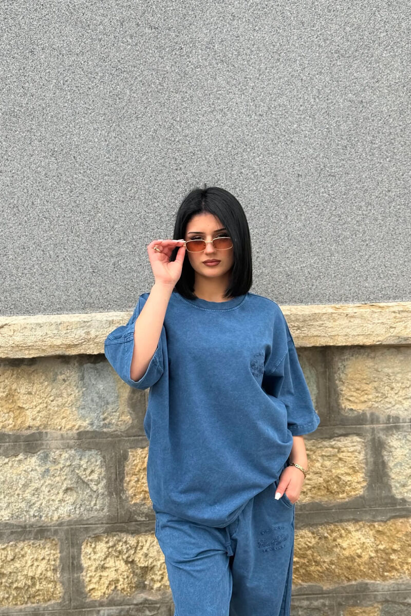 SET NJE NGJYRESH T-SHIRT ME SHKRIME + TUTA PER FEMRA NE NGJYRE BLU - 2