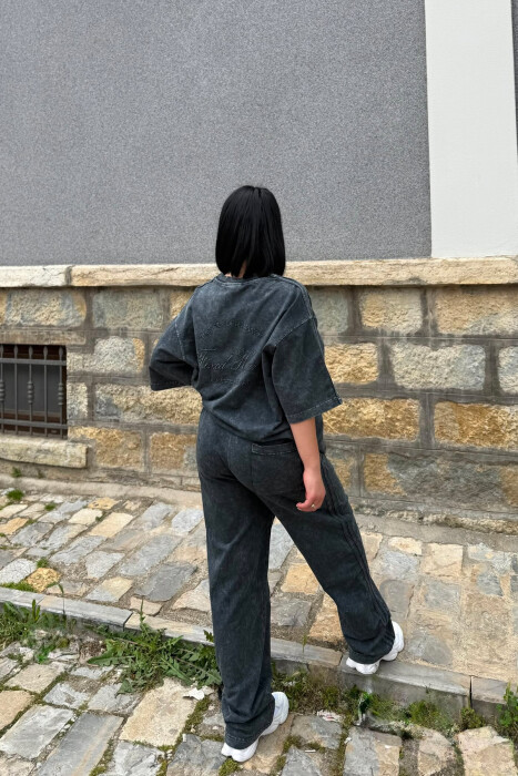 SET NJE NGJYRESH T-SHIRT ME SHKRIME + TUTA PER FEMRA NE NGJYRE GRI TE ERRET - 5