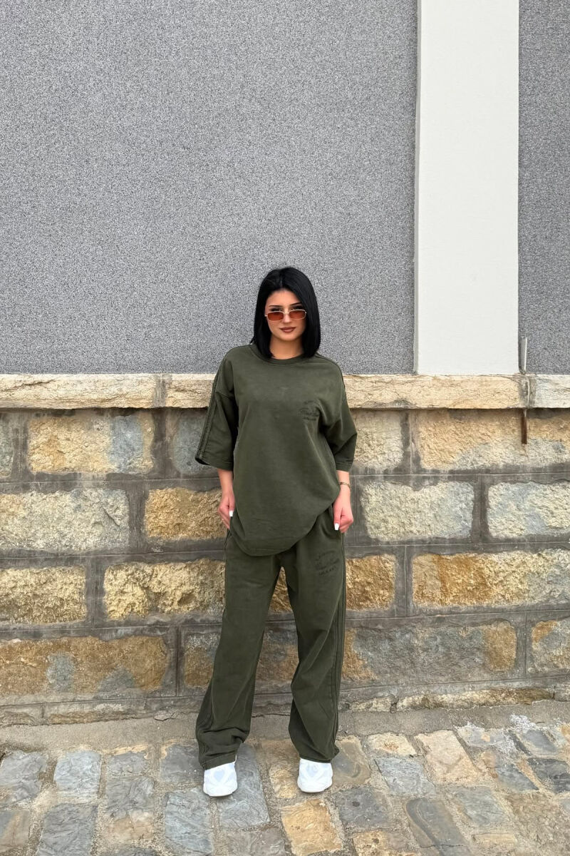 SET NJE NGJYRESH T-SHIRT ME SHKRIME + TUTA PER FEMRA NE NGJYRE ULLI - 2