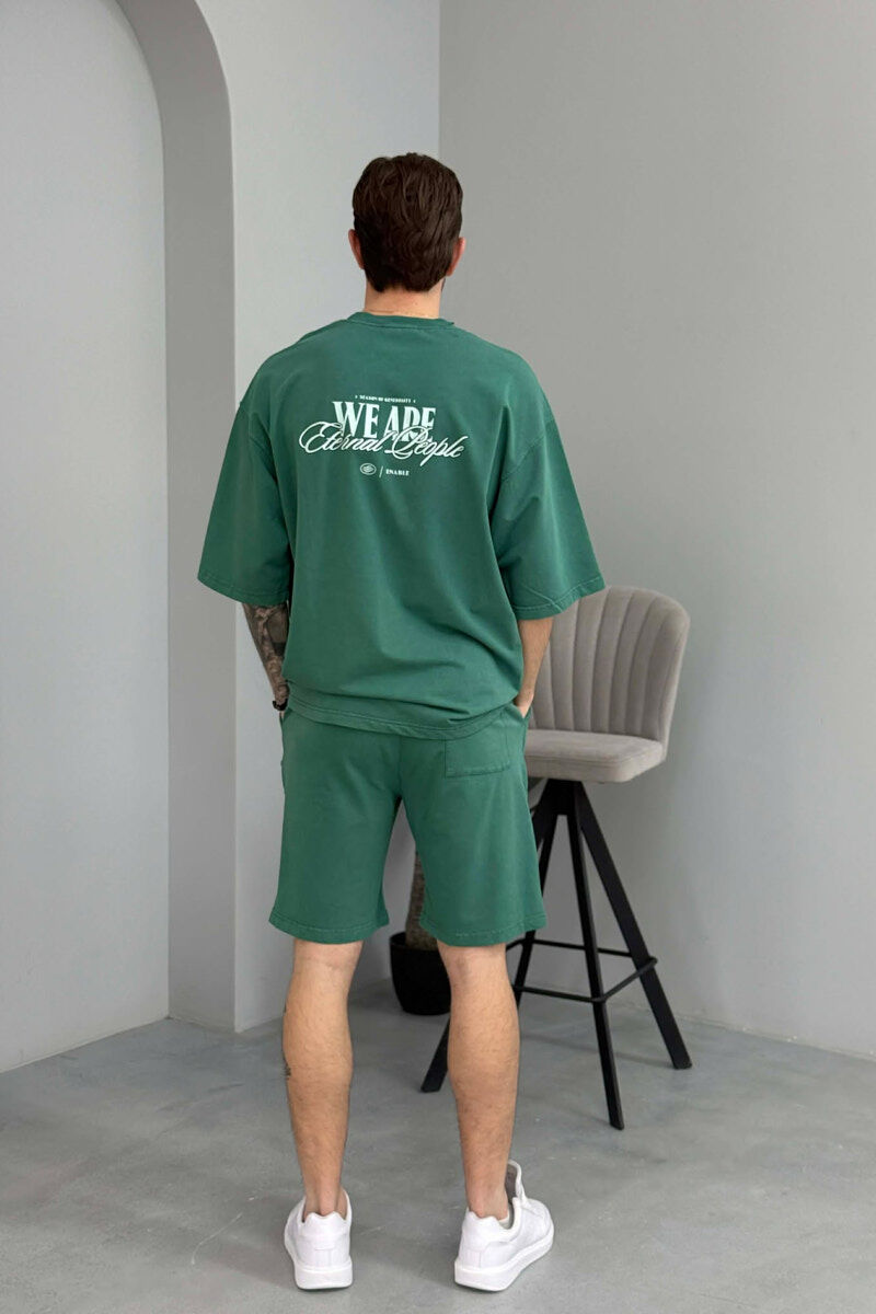SET NJE NGJYRESH T-SHIRT ME SHKRIME + TUTA TE SHKURTRA PER MESHKUJ NE NGJYRE JESHILE - 4
