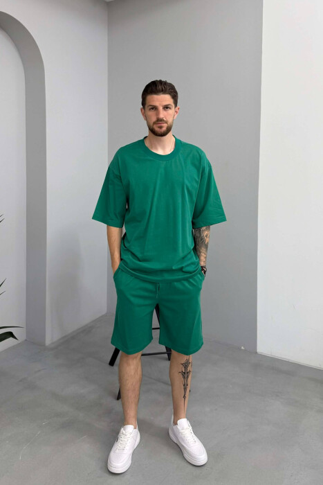 SET NJE NGJYRESH T-SHIRT + TUTA PER MESHKUJ NE NGJYRE JESHILE TE ZBARDHUR - 1