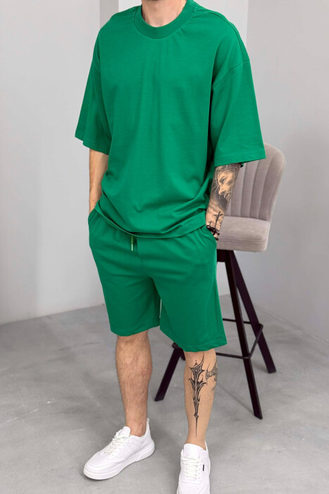 SET NJE NGJYRESH T-SHIRT + TUTA PER MESHKUJ NE NGJYRE JESHILE - 2