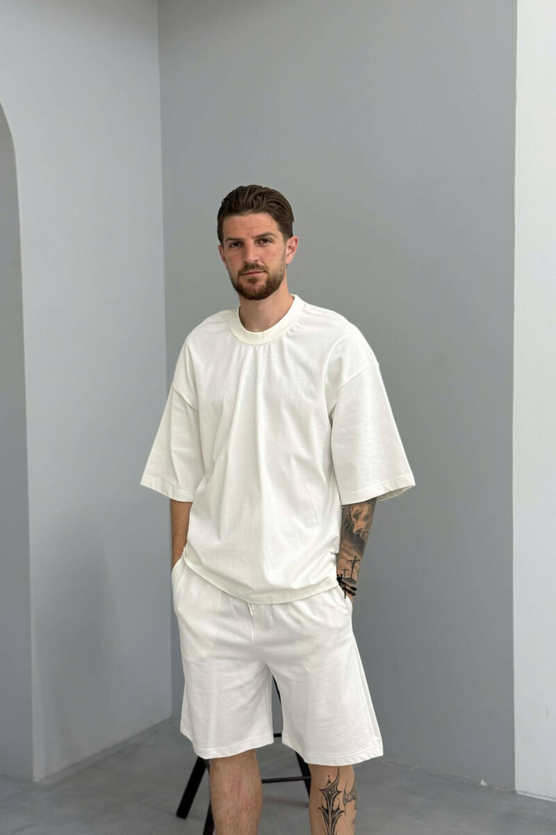 SET NJE NGJYRESH T-SHIRT + TUTA PER MESHKUJ NE NGJYRE TE BARDHE - 3