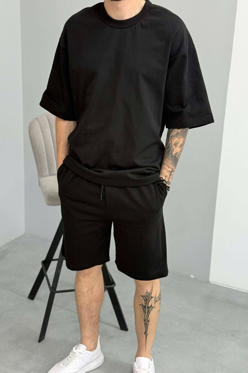 SET NJE NGJYRESH T-SHIRT + TUTA PER MESHKUJ NE NGJYRE TE ZEZE - 2