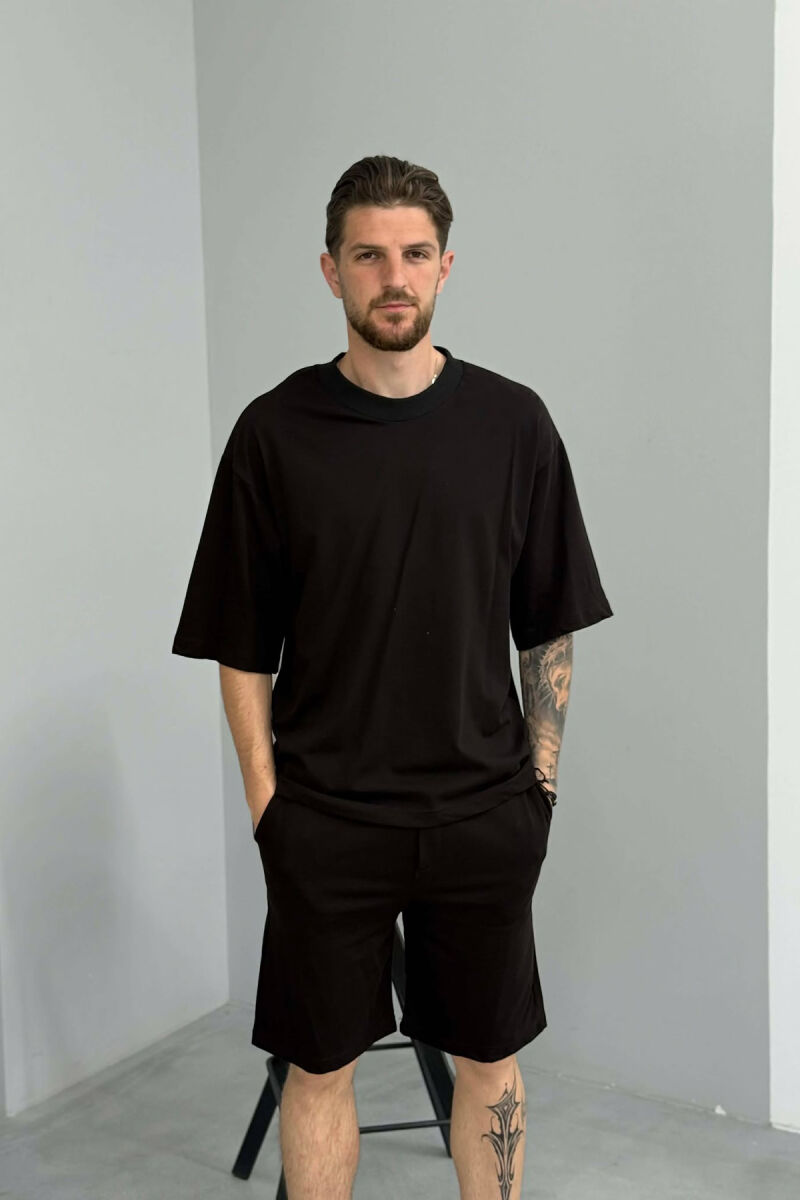 SET NJE NGJYRESH T-SHIRT + TUTA PER MESHKUJ NE NGJYRE TE ZEZE - 3