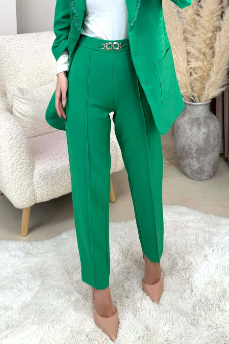 SET NJE NGJYRESH XHAKETE + PANTALLONA PER FEMRA NE NGJYRE JESHILE - 3
