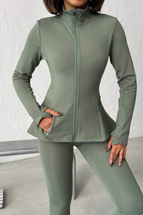 SET NJE NGJYRESH XHAKETE + STREÇE PER FEMRA NE NGJYRE JESHILE - 2