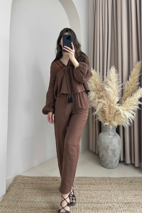 SET BLUZË+PANTALLONA PËR FEMRA NË NGJYRËN KAFE - 5