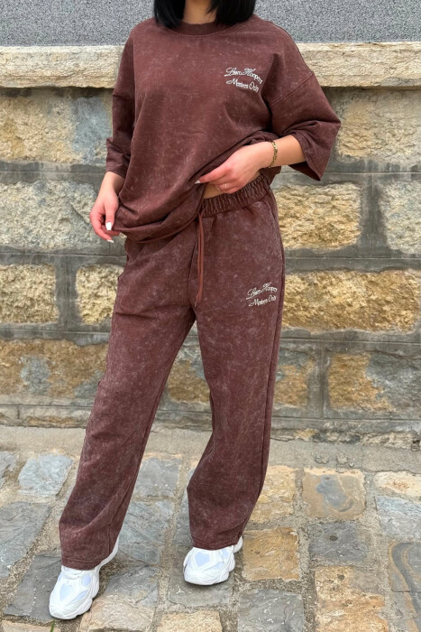 SET T-SHIRT ME SHKRIME + TUTA PER FEMRA NE NGJYRE KAFE - 2