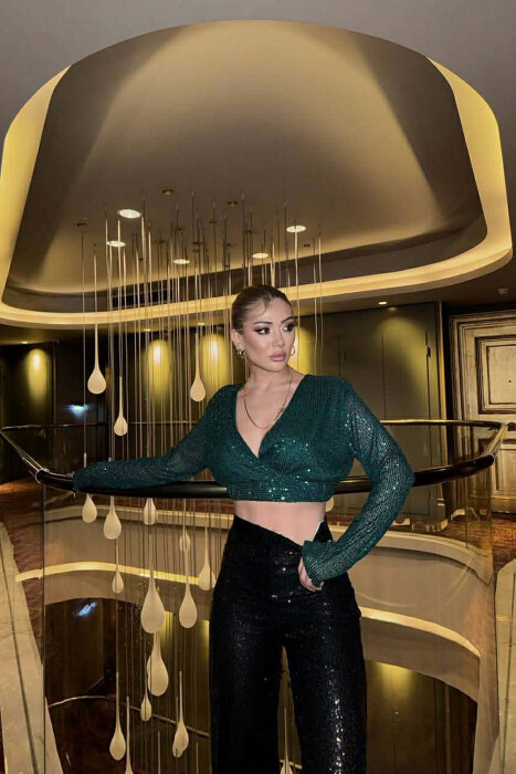 SHINY V NECK WOMAN CROP TOP GREEN/JESHILE - KLAUDIO FASHION