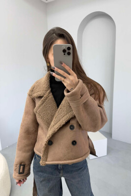 SHORT BELTED FLUFFY WOMEN JACKET BROWN/KAFE 