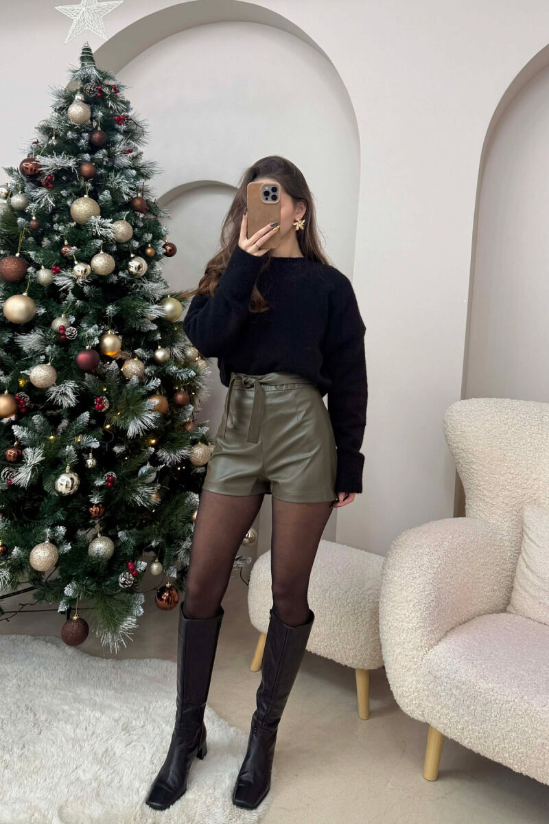 SHORT LEATHER LACING DETAIL WOMEN SHORTS DARK GREEN/JEE - 2