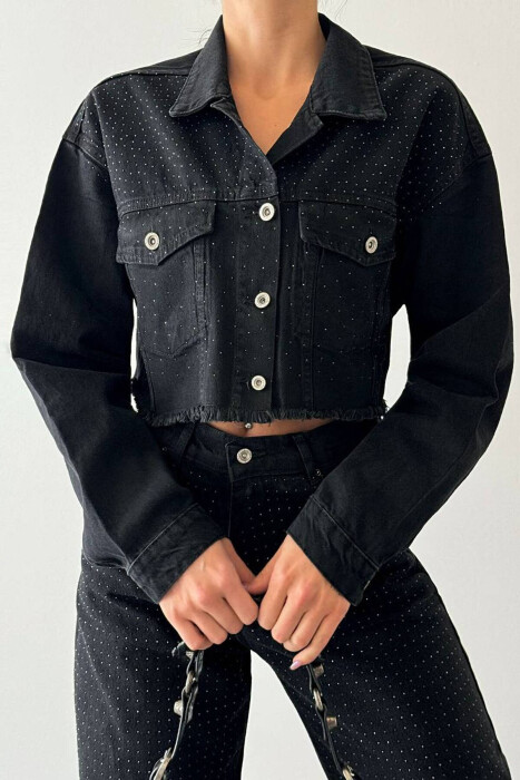 XHAKETE XHINS E SHKURTËR PËR FEMRA NË NGJYRË TË ZEZË - KLAUDIO FASHION