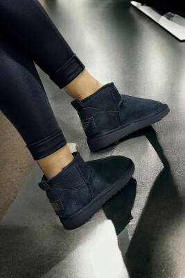 SHORT SIMPLE WOMAN UGG BLACK/ E ZEZE 