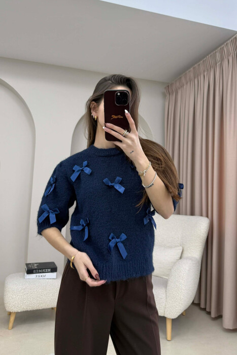 TRIKO ME MENGE TE SHKURTA DHE DETAJE FJONGOSH PER FEMRA NE NGJYRE BLU TE ERRET - KLAUDIO FASHION