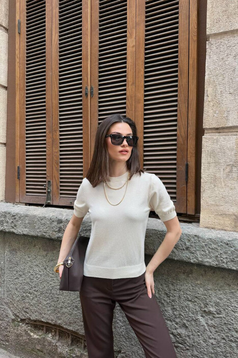 SHORT SLEEVE ONE COLOR WOMEN SWEATER CREAM/KREM - KLAUDIO FASHION