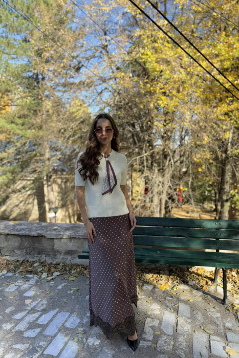 TRIKO ME MËNGË TË SHKURTRA DHE ME DETAJIN E SHALLIT PËR FEMRA NË NGJYRË KREM - KLAUDIO FASHION