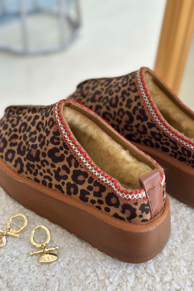 SHORT WARM WOMEN UGG LEO/LEOPARD - 4