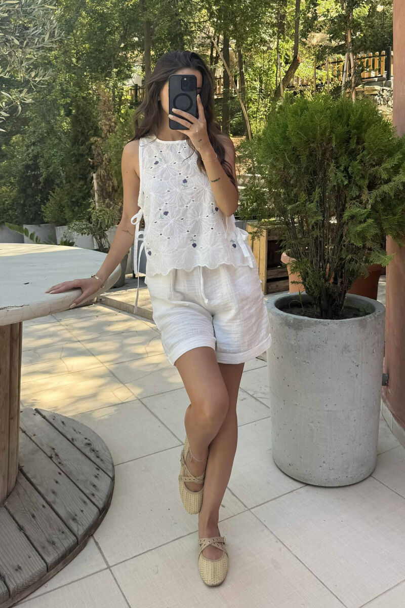 SIDE LACING FLOWER DESIGN WOMEN TANK TOP WHITE-E BARDHE - 4