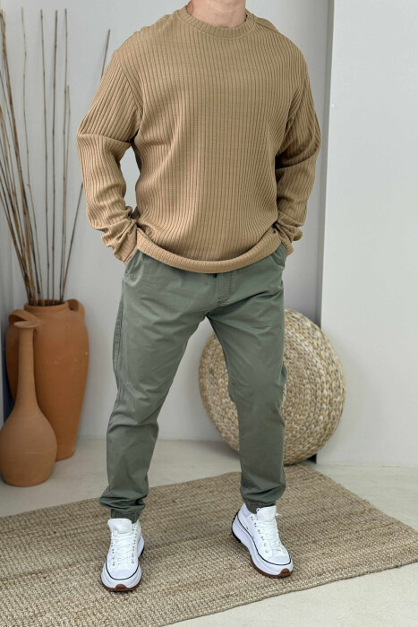 SIMPLE DESIGN ROUND NECK MEN SWEATER BROWN/KAFE - KLAUDIO FASHION