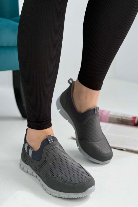 SIMPLE EVERYDAY SLIP ON WOMEN SNEAKERS GREY/GRI 