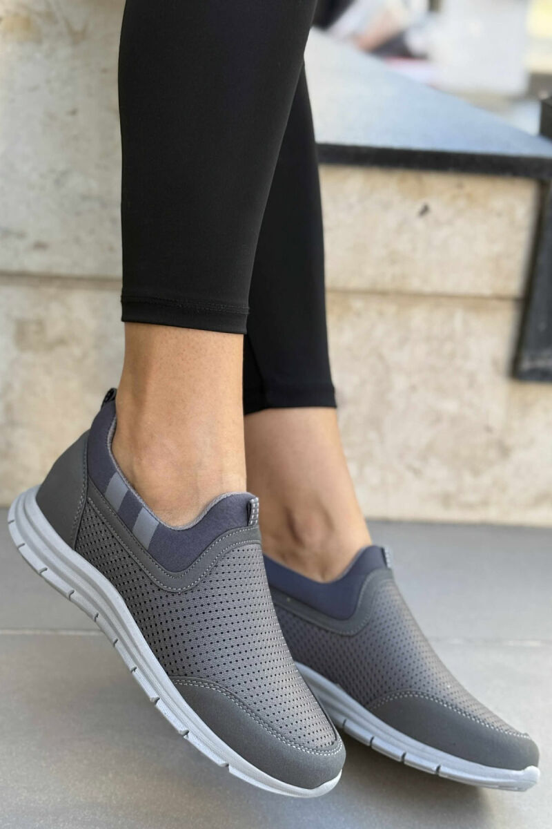 SIMPLE EVERYDAY SLIP ON WOMEN SNEAKERS GREY/GRI - 2