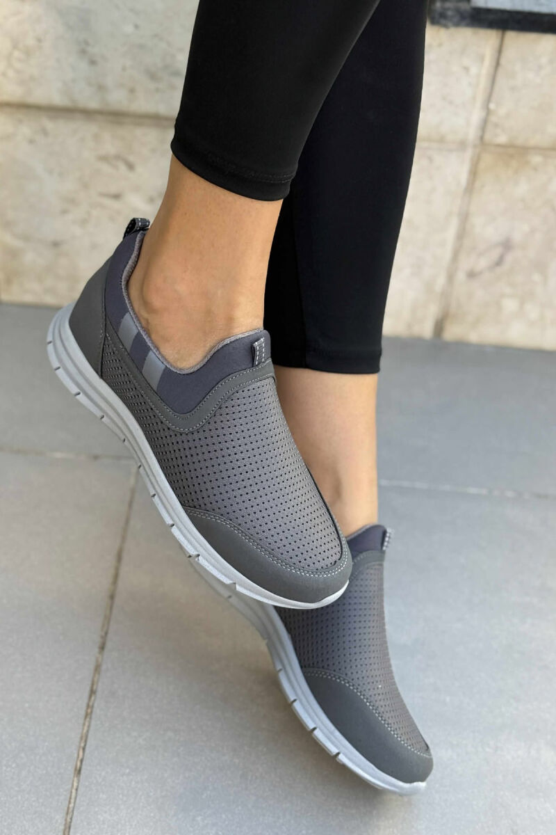 SIMPLE EVERYDAY SLIP ON WOMEN SNEAKERS GREY/GRI - 4