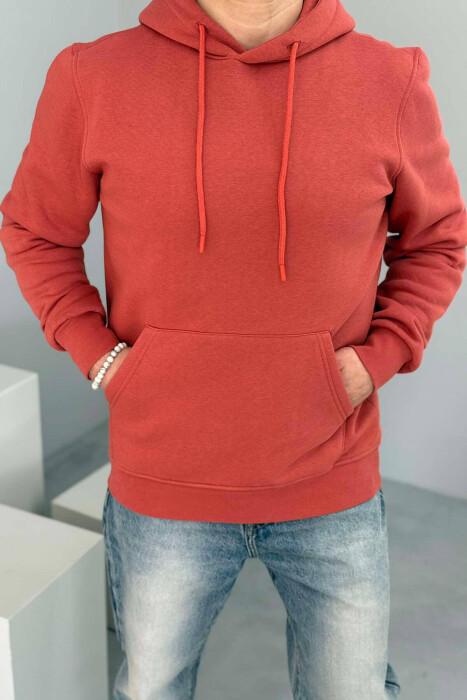 SIMPLE FLUFFY MEN HOODIE IN BRICK COLOR - 1